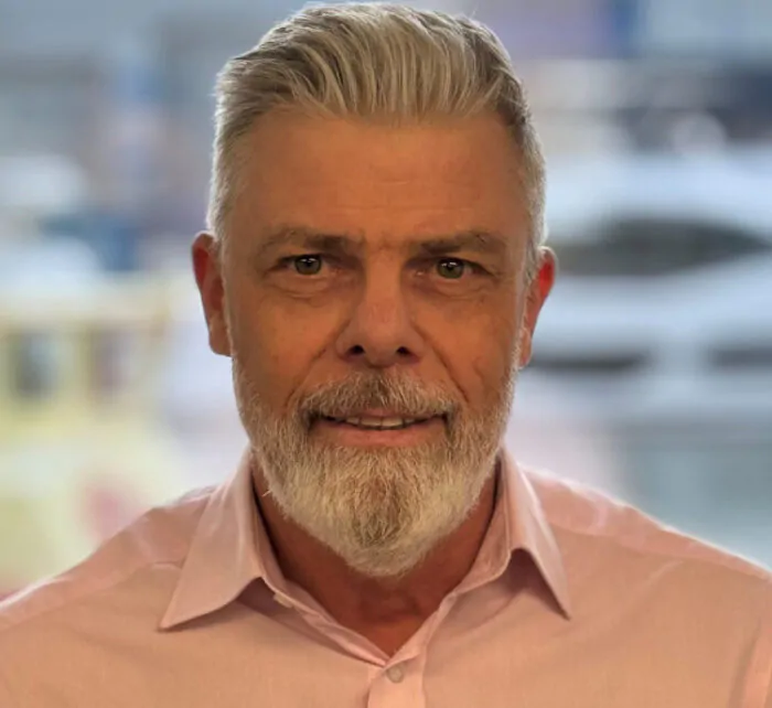 Ian Long Profile